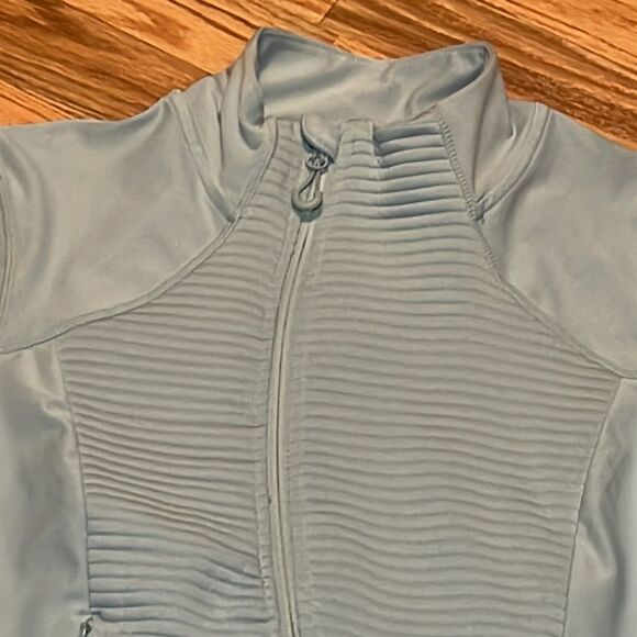 Mondetta Active Jacket, off center zipper, side zip track, grey - Picture 4 of 9